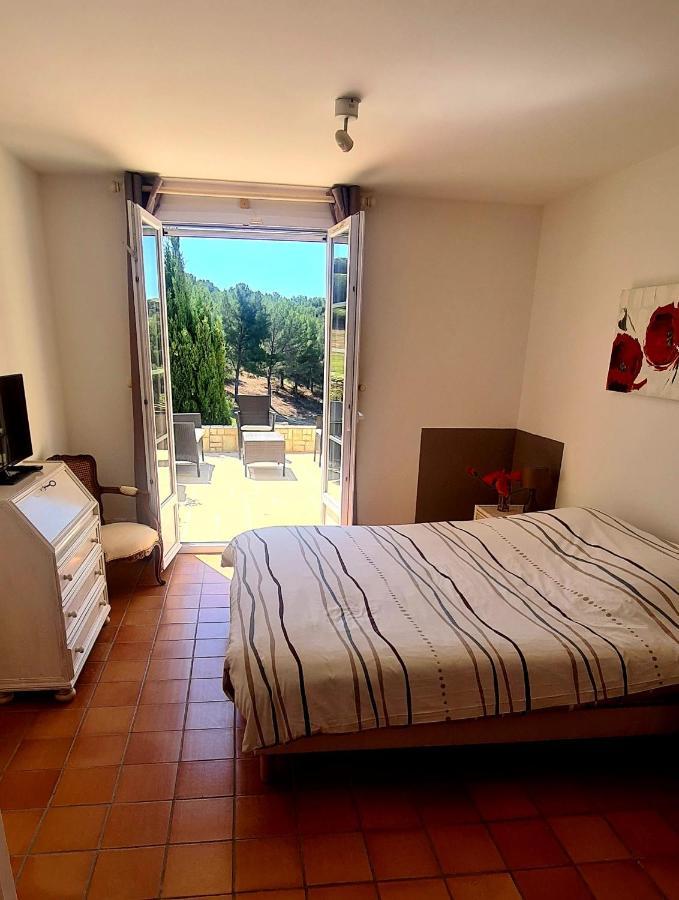 Villa Dans Cadre D'Exception - Golf, Piscine Et Tennis Prive Saint-Cyr-sur-Mer Exterior photo