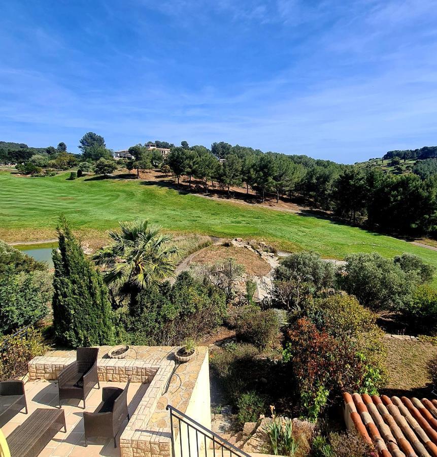 Villa Dans Cadre D'Exception - Golf, Piscine Et Tennis Prive Saint-Cyr-sur-Mer Exterior photo
