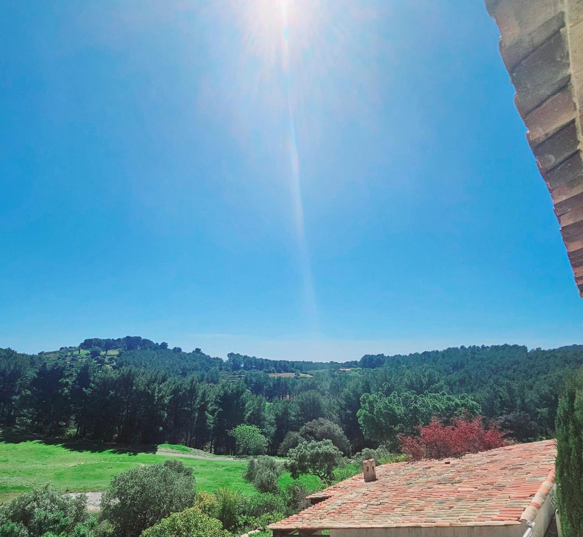 Villa Dans Cadre D'Exception - Golf, Piscine Et Tennis Prive Saint-Cyr-sur-Mer Exterior photo