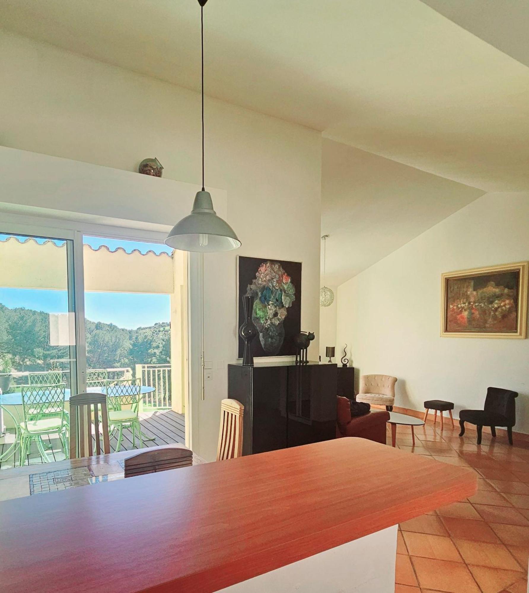 Villa Dans Cadre D'Exception - Golf, Piscine Et Tennis Prive Saint-Cyr-sur-Mer Exterior photo