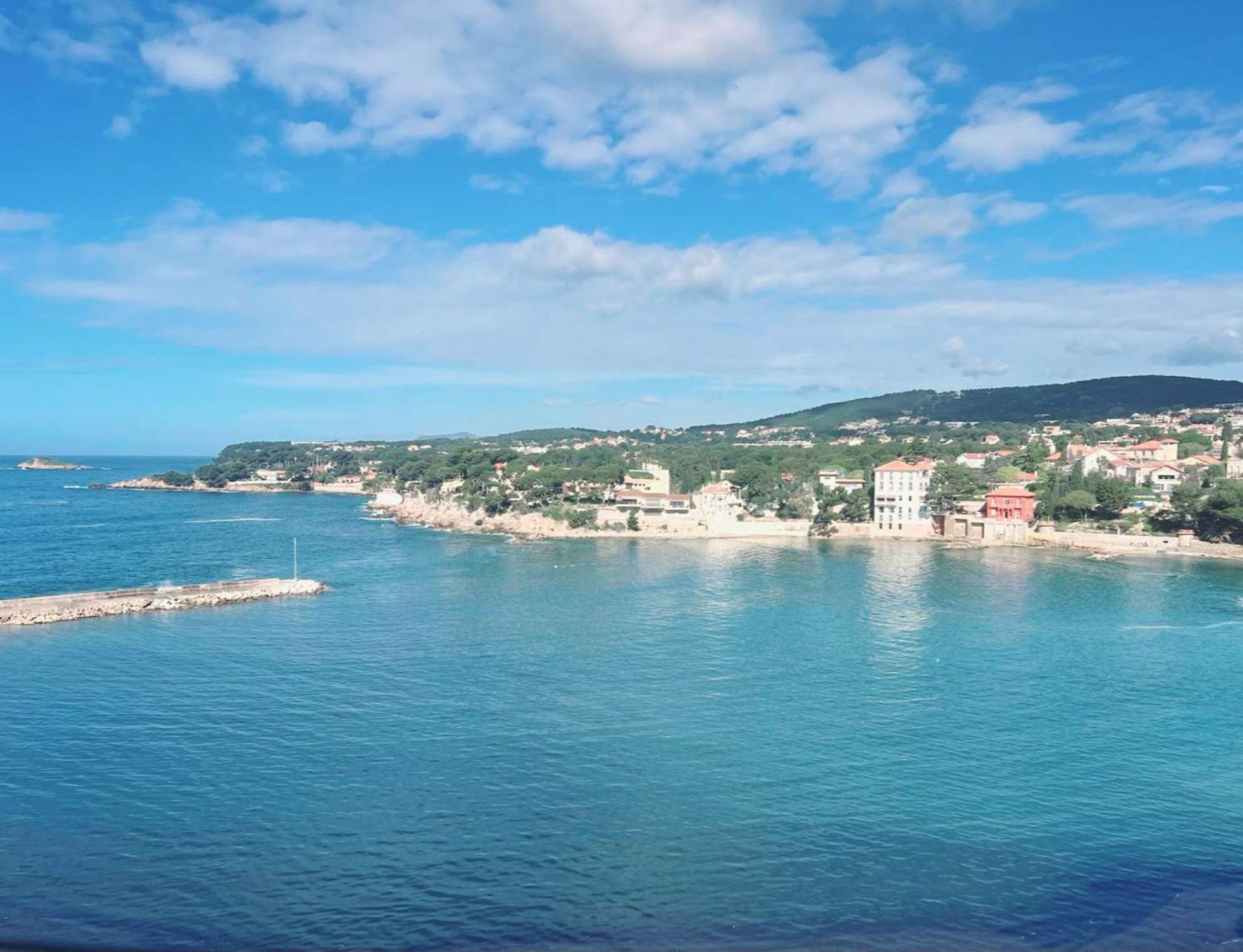 Villa Dans Cadre D'Exception - Golf, Piscine Et Tennis Prive Saint-Cyr-sur-Mer Exterior photo
